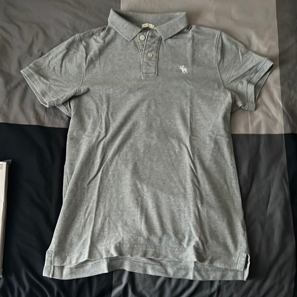 Abercrombie grey polo size M